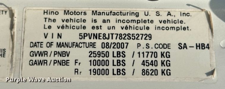 image for item ED5911 2008 Hino 268 flatbed truck