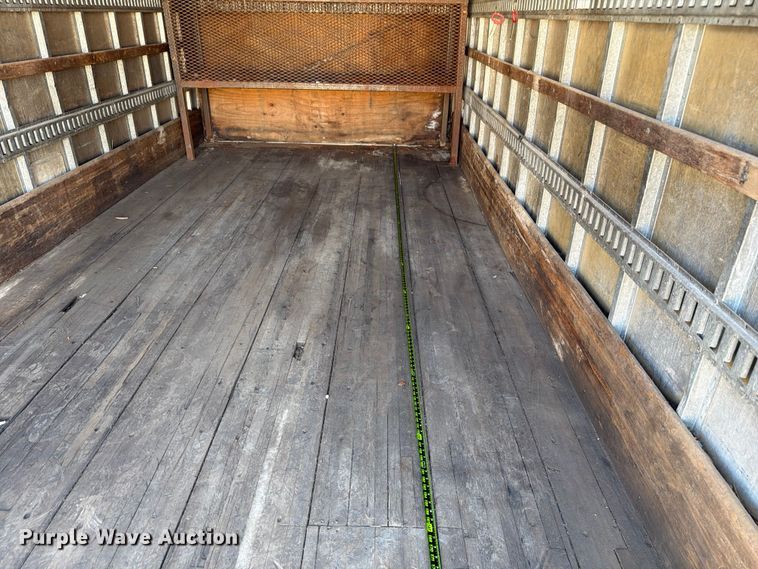 image for item ED5953 2006 Chevrolet W4500 Crew Cab box truck