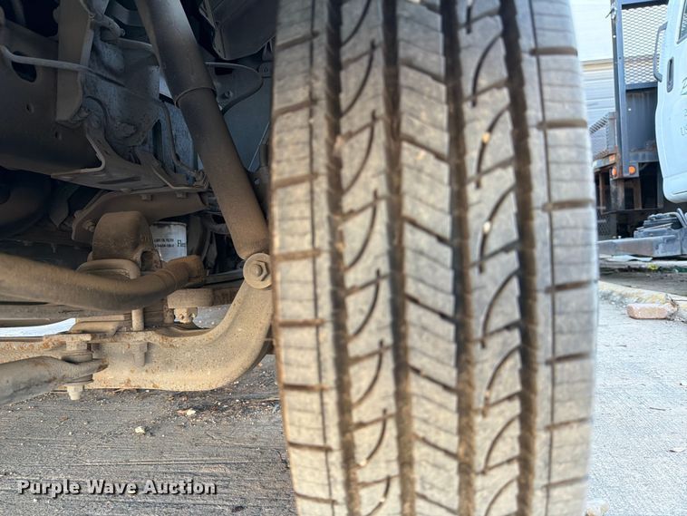 image for item ED5953 2006 Chevrolet W4500 Crew Cab box truck