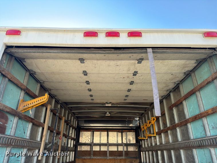 image for item ED5954 2007 Isuzu NPR Box truck