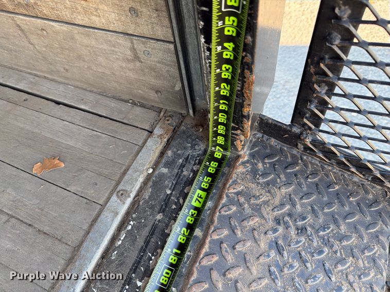 image for item ED5954 2007 Isuzu NPR Box truck