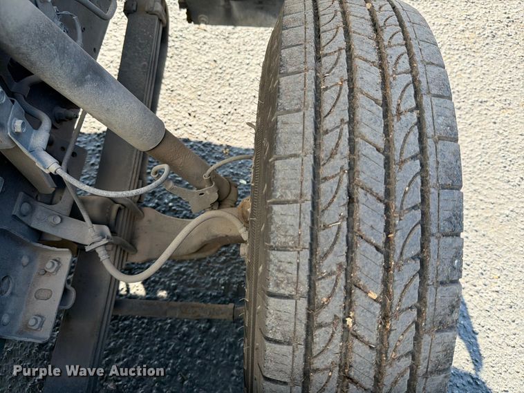 image for item ED5954 2007 Isuzu NPR Box truck