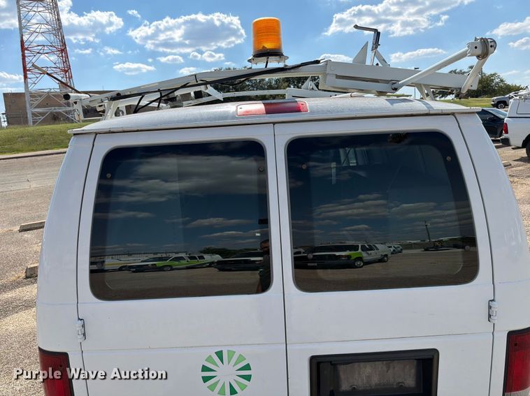image for item ED5956 2009 Ford E150 van