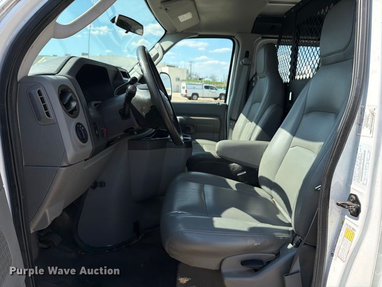 image for item ED5956 2009 Ford E150 van