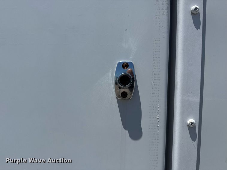 image for item EG5962 2013 Ford E450 Super Duty shuttle bus