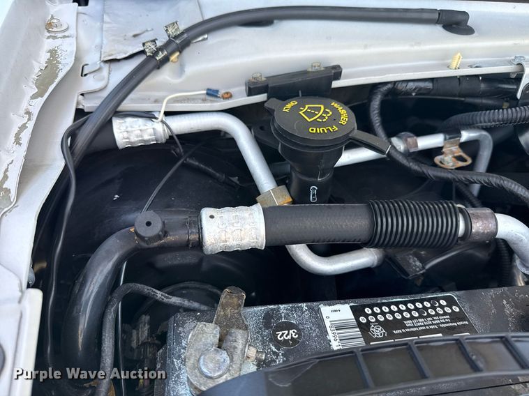 image for item EG5962 2013 Ford E450 Super Duty shuttle bus