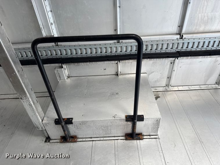 image for item EG6106 2010 Workhorse W62 delivery truck