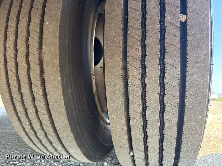 image for item EG6106 2010 Workhorse W62 delivery truck