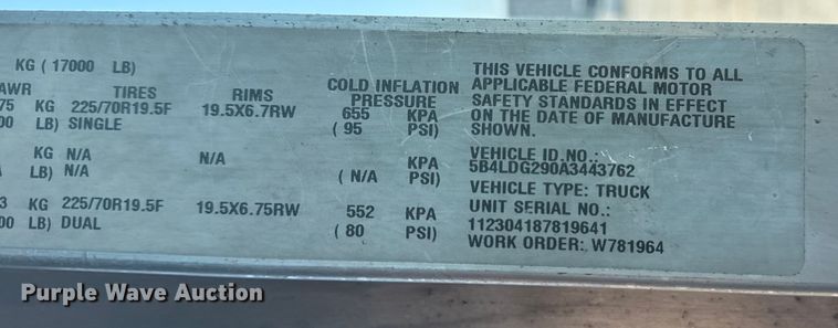 image for item EG6106 2010 Workhorse W62 delivery truck