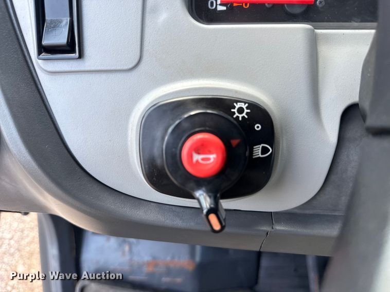 image for item EG6138 2012 Kubota RTV1100 utility vehicle