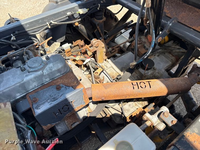 image for item EG6138 2012 Kubota RTV1100 utility vehicle