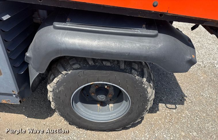 image for item EG6138 2012 Kubota RTV1100 utility vehicle