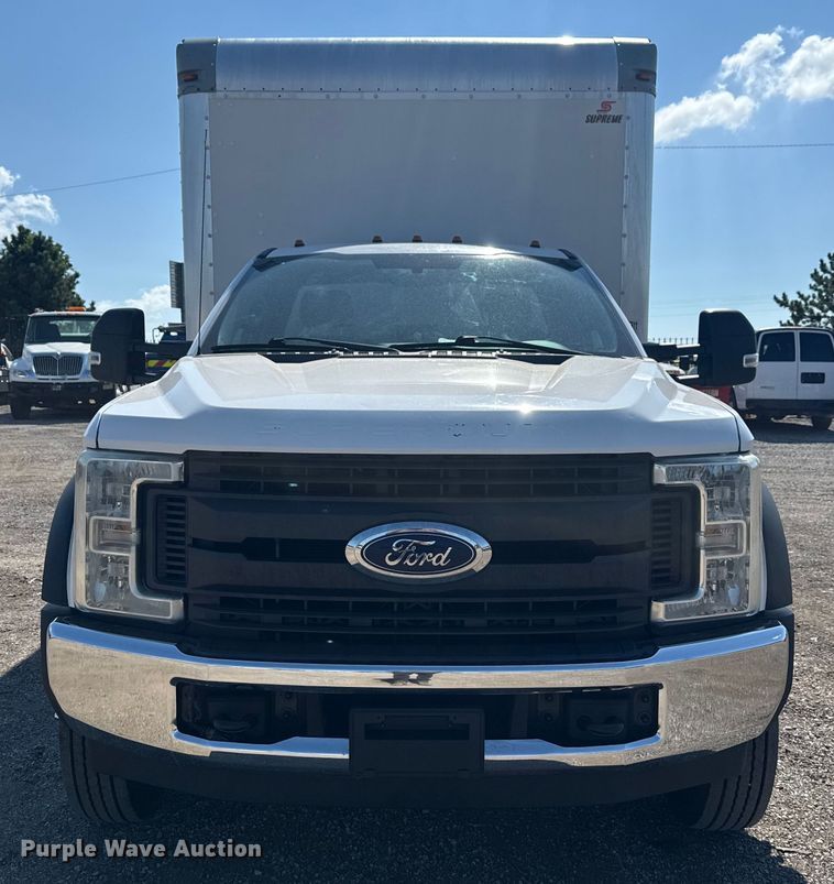 image for item EG6162 2017 Ford F450 Super Duty box truck