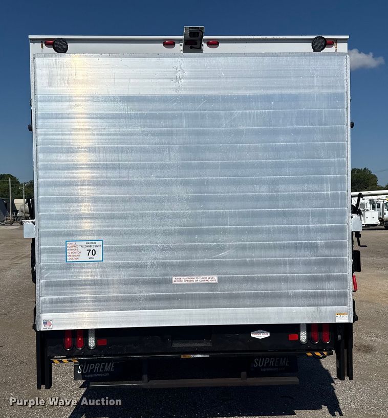 image for item EG6162 2017 Ford F450 Super Duty box truck