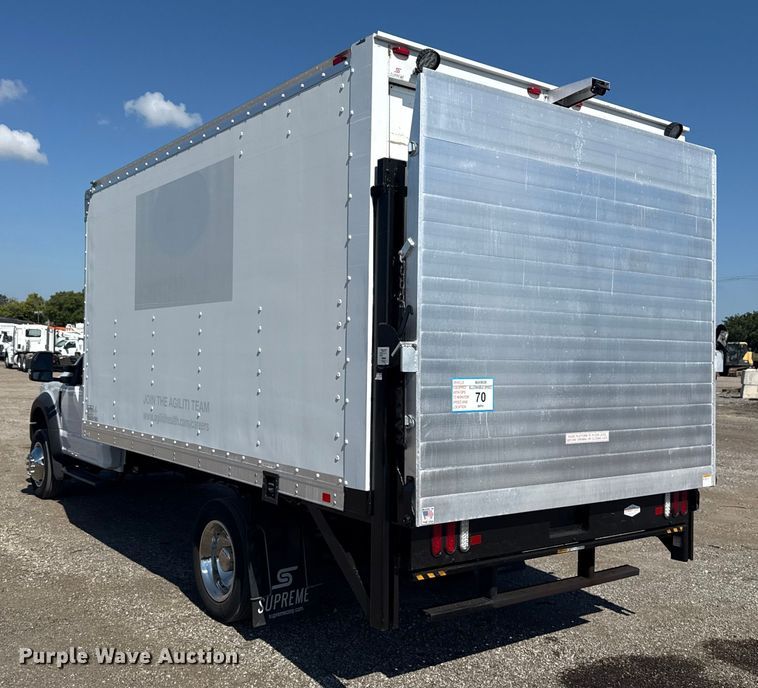 image for item EG6162 2017 Ford F450 Super Duty box truck