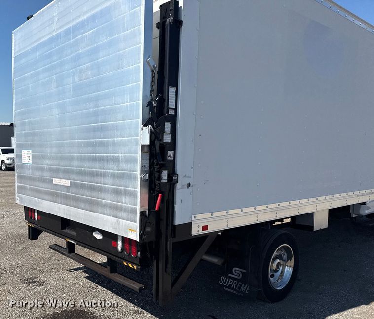 image for item EG6162 2017 Ford F450 Super Duty box truck