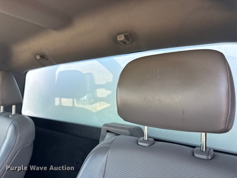 image for item EG6162 2017 Ford F450 Super Duty box truck