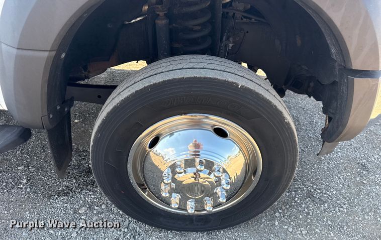 image for item EG6162 2017 Ford F450 Super Duty box truck