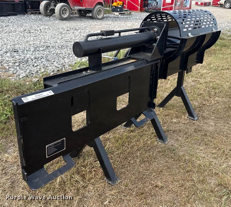 image for item EG8231 2024 GIYI SW58 skid steer wood splitter