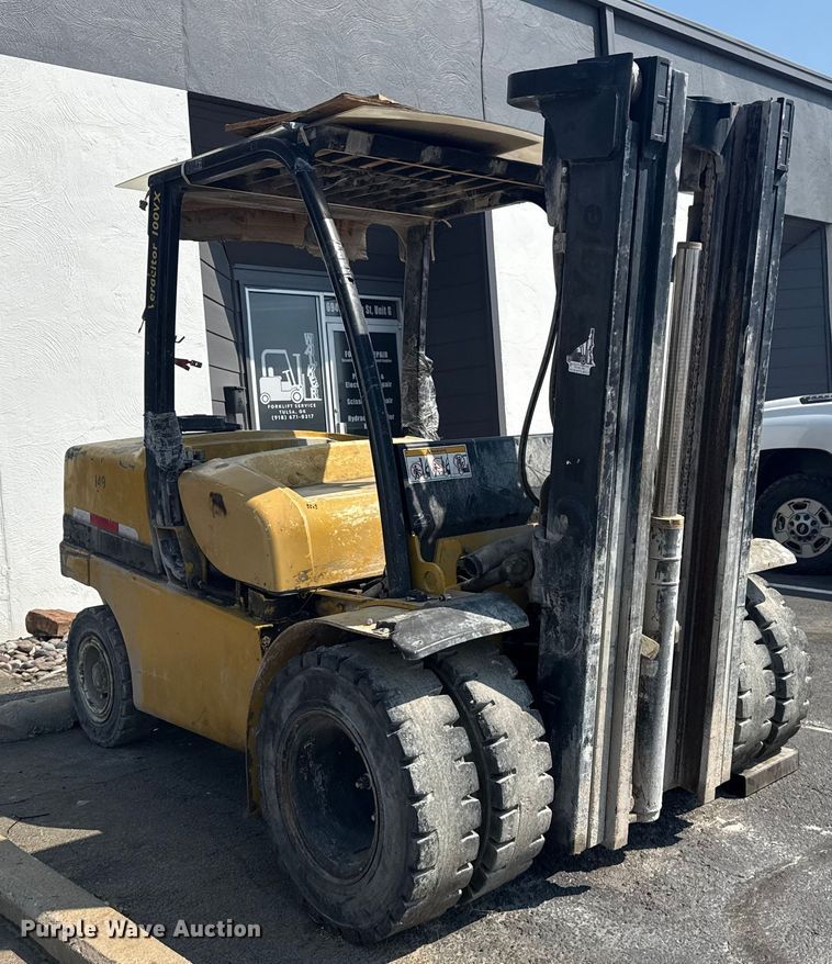 image for item EG8244 Yale forklift
