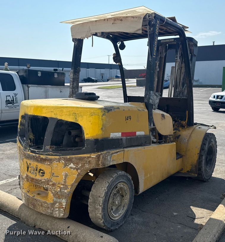 image for item EG8244 Yale forklift
