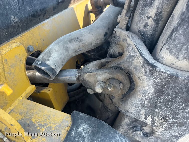 image for item EG8244 Yale forklift