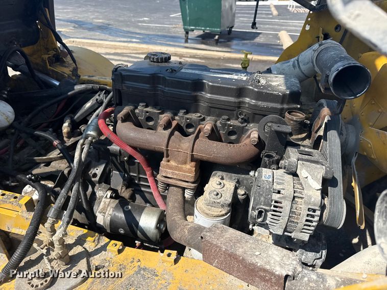 image for item EG8244 Yale forklift