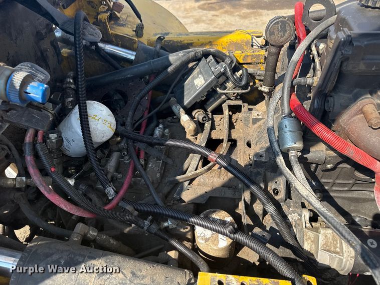 image for item EG8244 Yale forklift