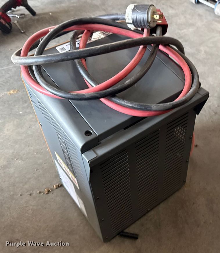 image for item EG8248 EnerSys EI3-HL-4Y forklift charger