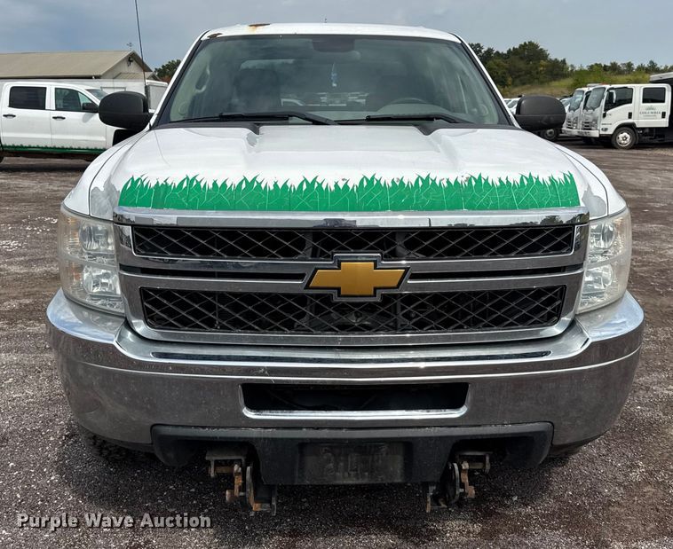 image for item EH7450 2014 Chevrolet Silverado 2500HD Crew Cab pickup truck