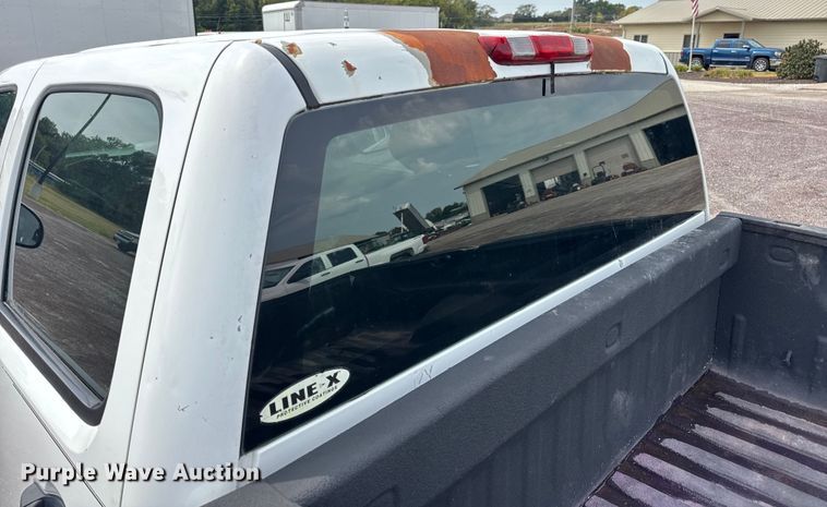 image for item EH7450 2014 Chevrolet Silverado 2500HD Crew Cab pickup truck