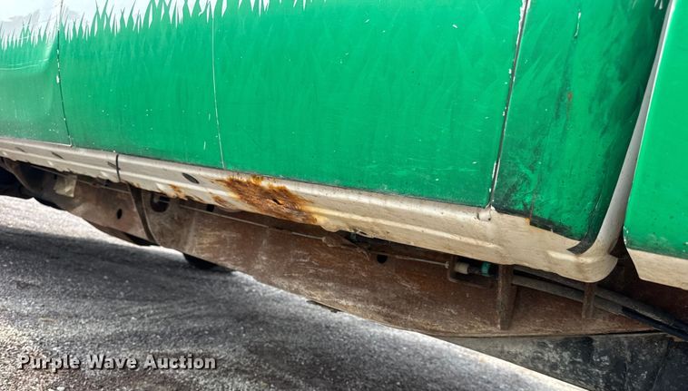 image for item EH7450 2014 Chevrolet Silverado 2500HD Crew Cab pickup truck