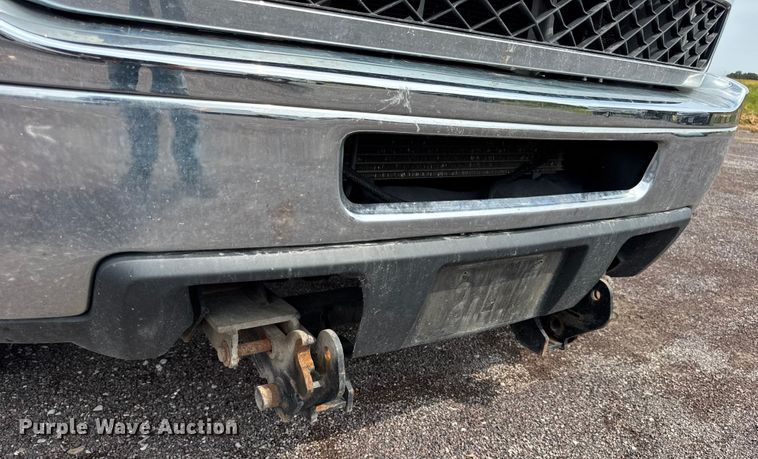 image for item EH7450 2014 Chevrolet Silverado 2500HD Crew Cab pickup truck