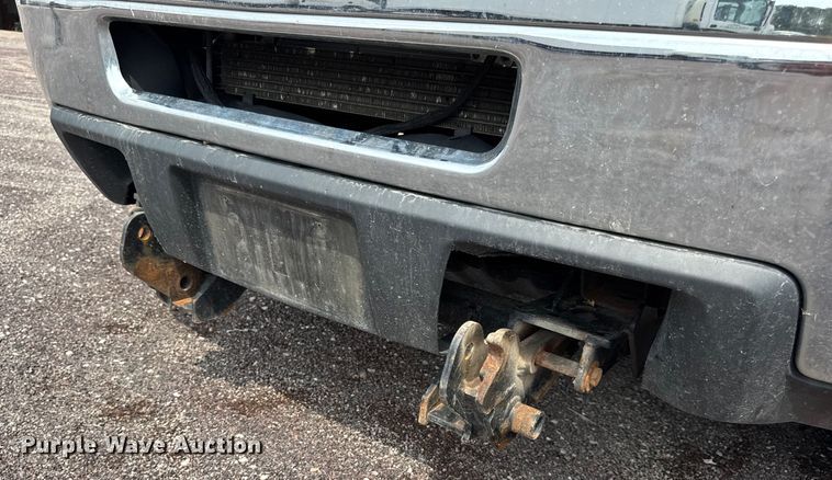 image for item EH7450 2014 Chevrolet Silverado 2500HD Crew Cab pickup truck