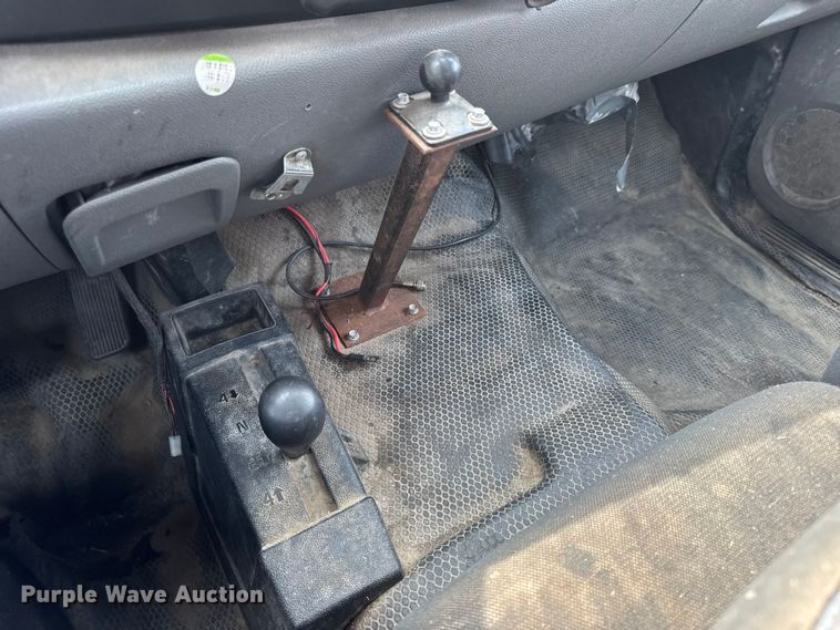 image for item EH7450 2014 Chevrolet Silverado 2500HD Crew Cab pickup truck