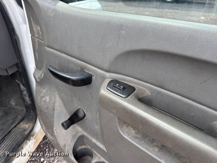 image for item EH7450 2014 Chevrolet Silverado 2500HD Crew Cab pickup truck