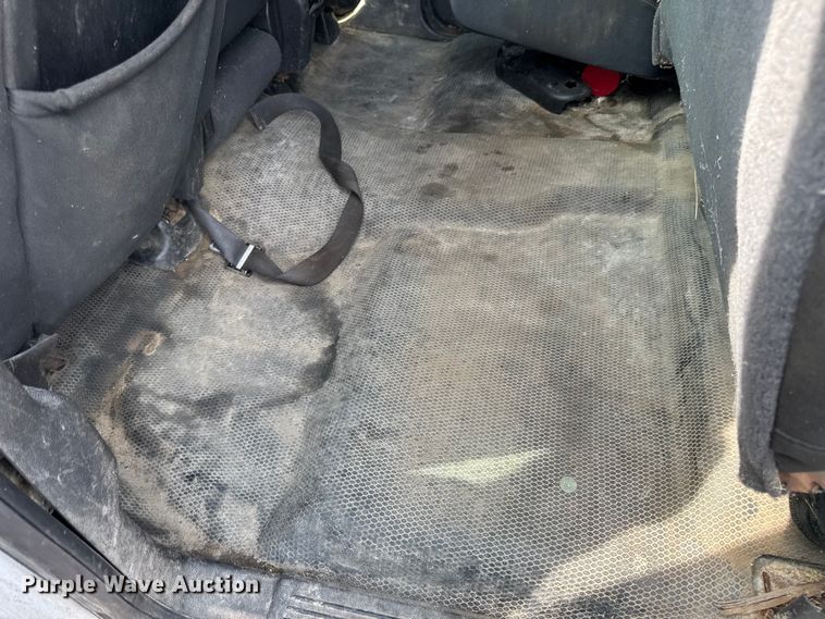 image for item EH7450 2014 Chevrolet Silverado 2500HD Crew Cab pickup truck