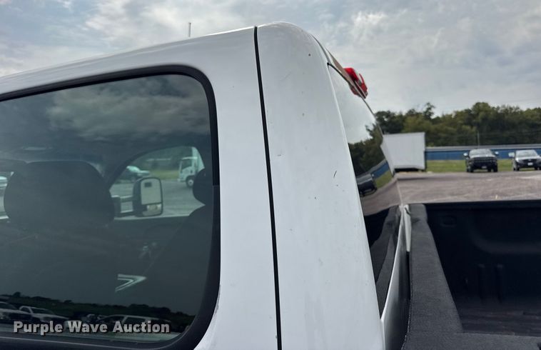 image for item EH7452 2014 Chevrolet Silverado 2500HD Crew Cab pickup truck