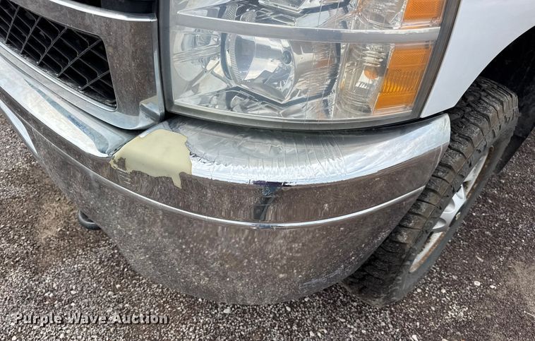 image for item EH7452 2014 Chevrolet Silverado 2500HD Crew Cab pickup truck