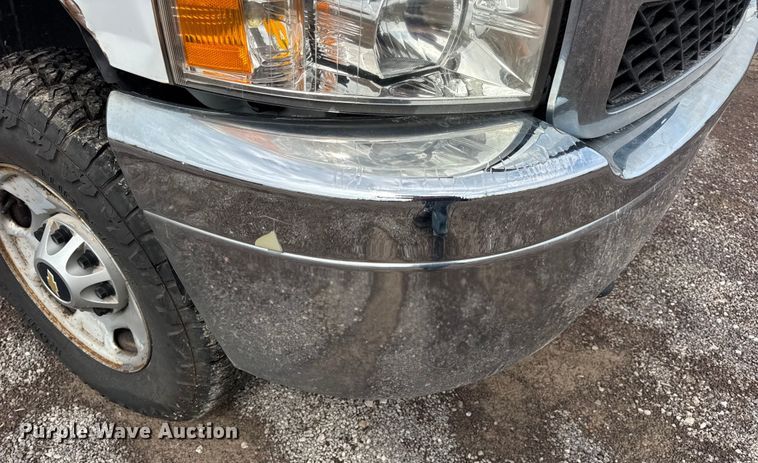 image for item EH7452 2014 Chevrolet Silverado 2500HD Crew Cab pickup truck