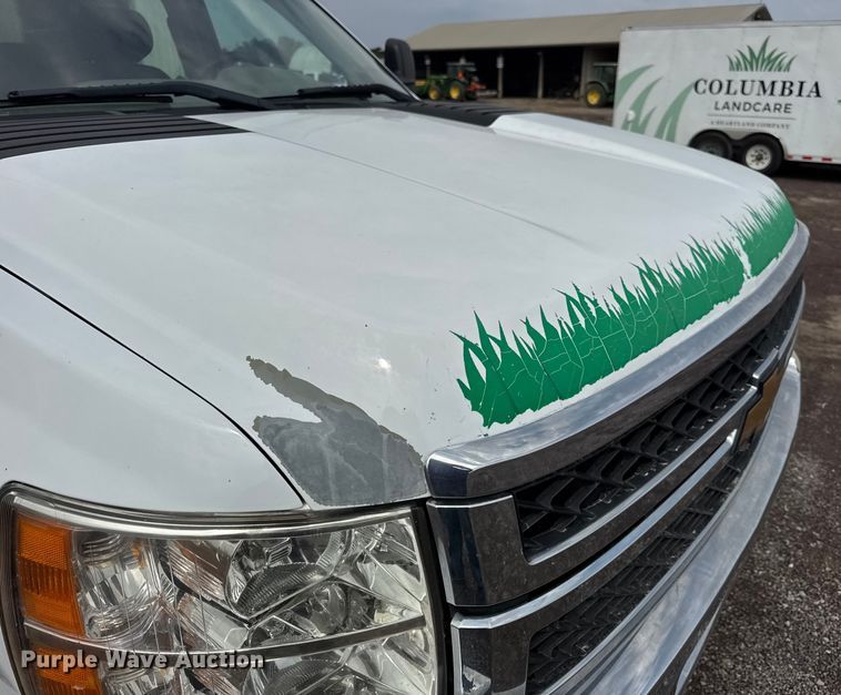 image for item EH7452 2014 Chevrolet Silverado 2500HD Crew Cab pickup truck