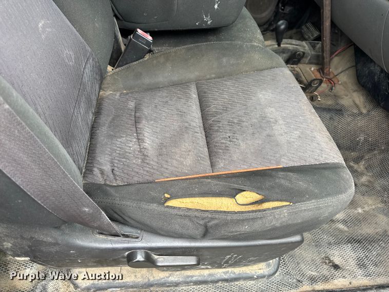 image for item EH7452 2014 Chevrolet Silverado 2500HD Crew Cab pickup truck