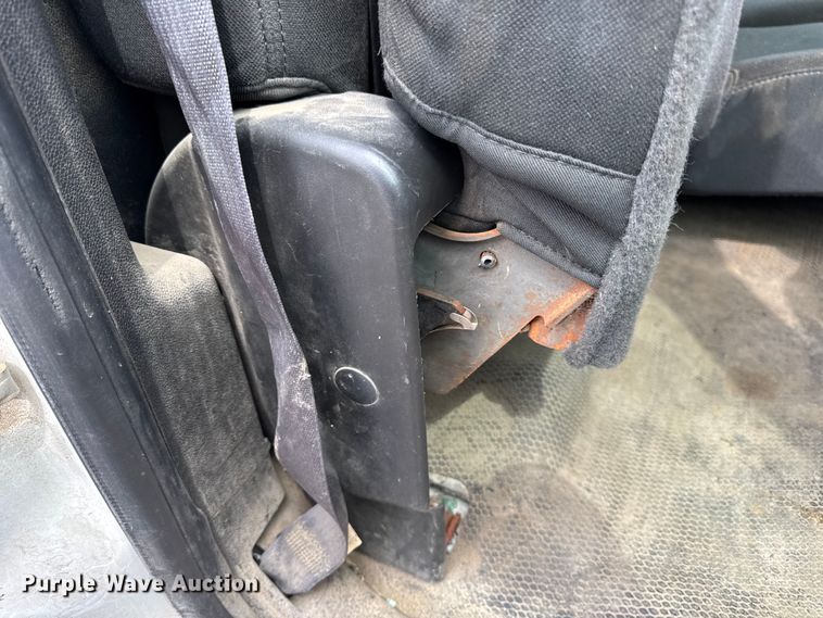 image for item EH7452 2014 Chevrolet Silverado 2500HD Crew Cab pickup truck