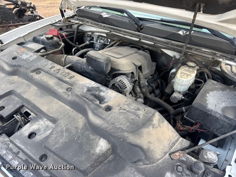 image for item EH7452 2014 Chevrolet Silverado 2500HD Crew Cab pickup truck