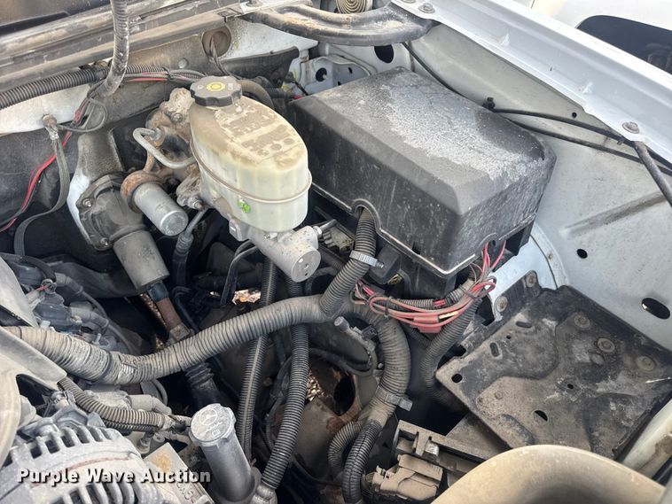 image for item EH7452 2014 Chevrolet Silverado 2500HD Crew Cab pickup truck