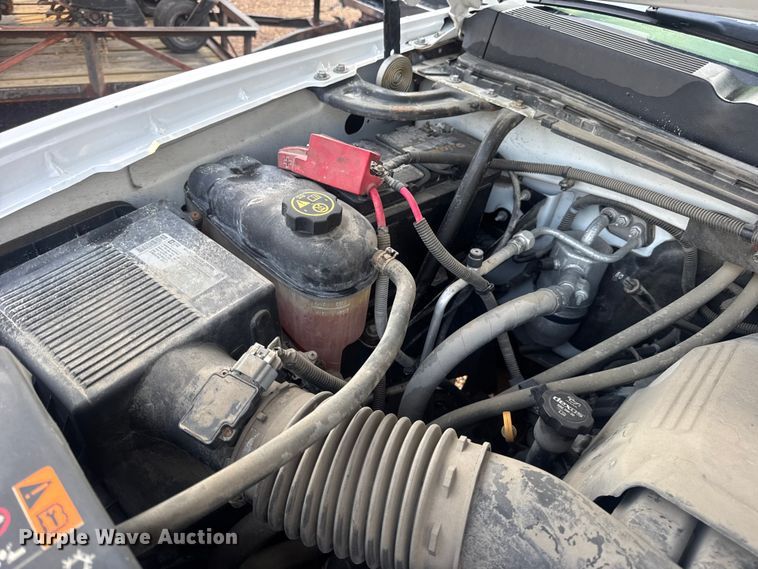 image for item EH7452 2014 Chevrolet Silverado 2500HD Crew Cab pickup truck