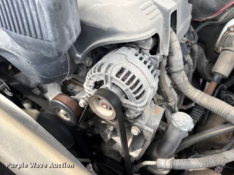 image for item EH7452 2014 Chevrolet Silverado 2500HD Crew Cab pickup truck