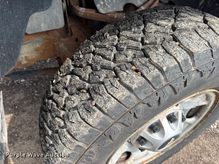 image for item EH7452 2014 Chevrolet Silverado 2500HD Crew Cab pickup truck