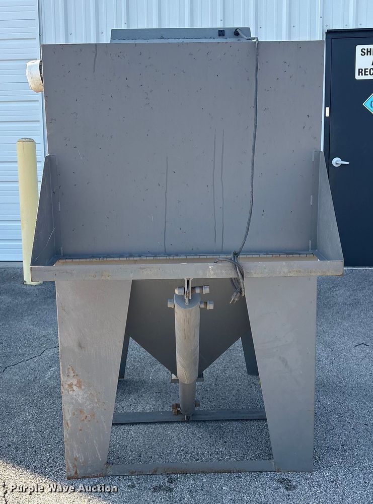 image for item EH7508 Econoline sand blaster