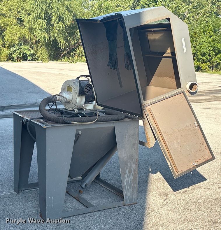 image for item EH7508 Econoline sand blaster